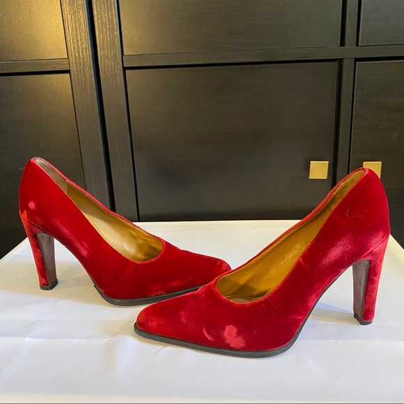 SERGIO ROSSI vintage red velvet heels - Picture 4 of 12